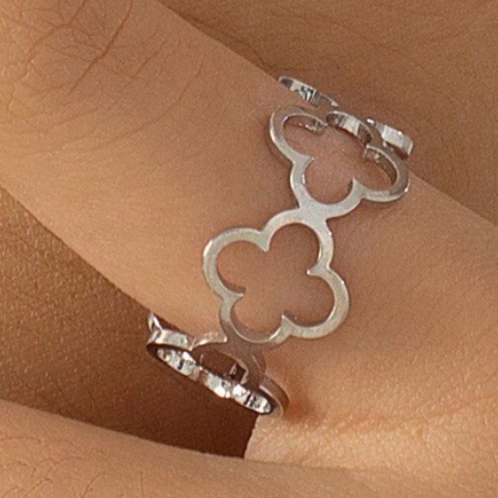 Luxe Adjustable Dainty Ring
